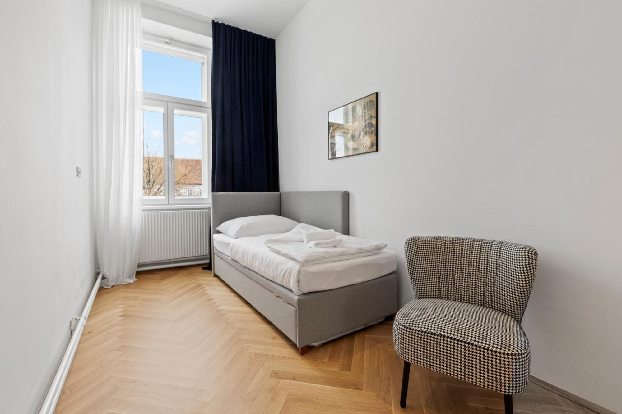 Sgrafit Apartments - Self Check-In Retz Luaran gambar