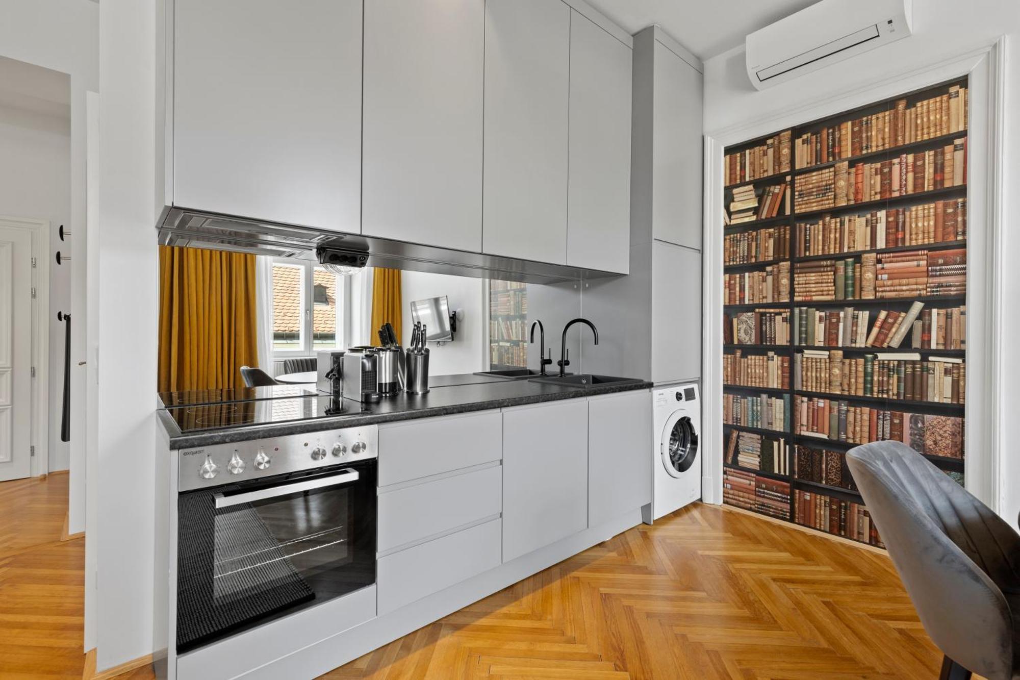 Sgrafit Apartments - Self Check-In Retz Luaran gambar