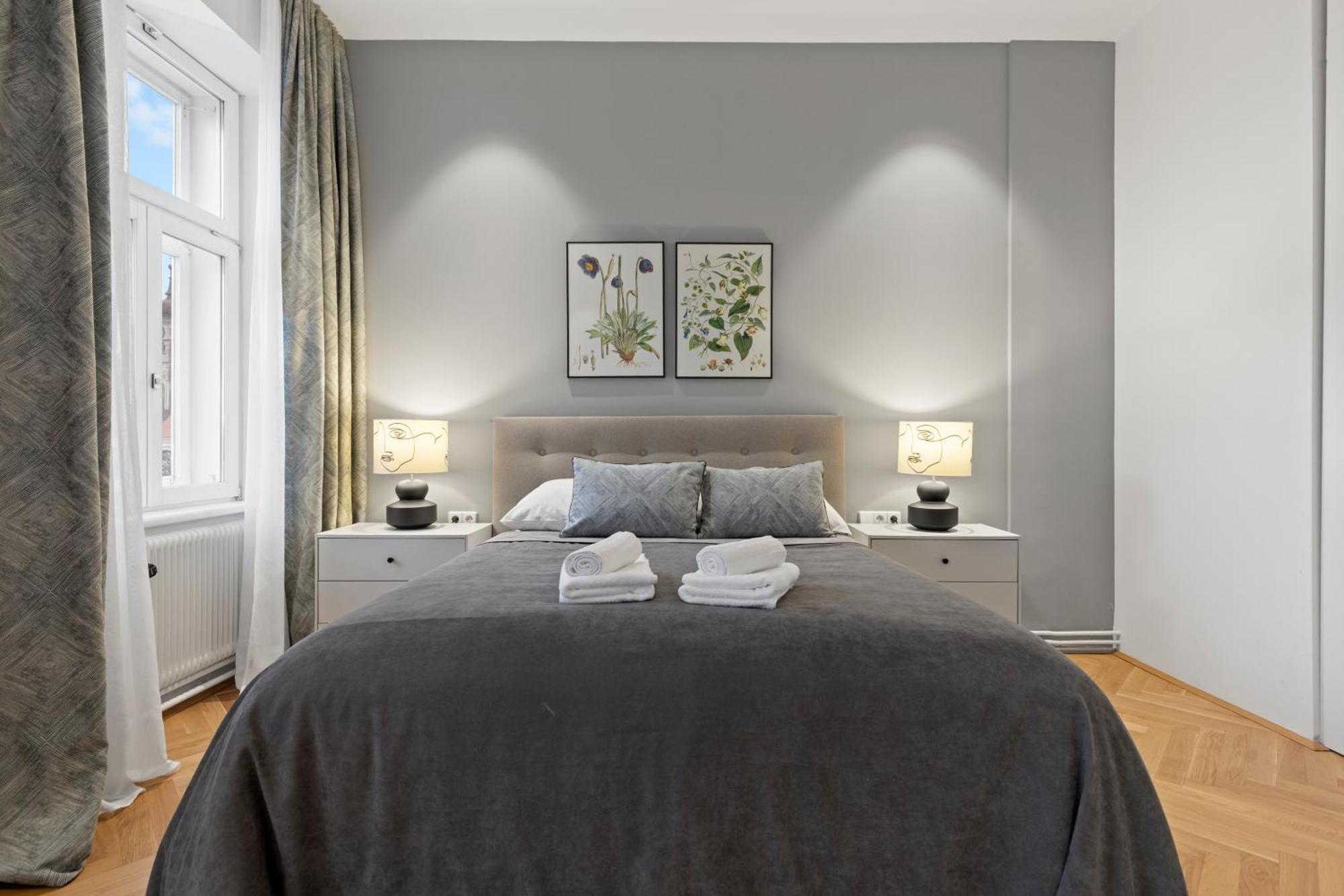 Sgrafit Apartments - Self Check-In Retz Luaran gambar