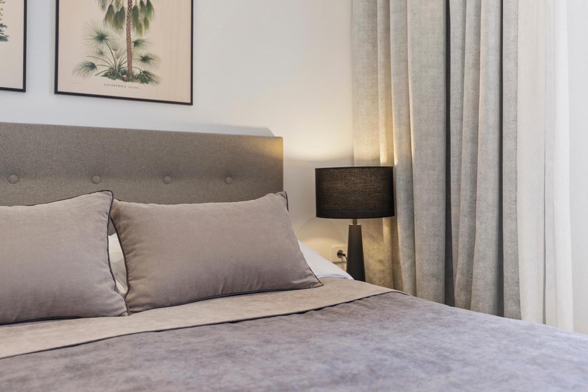 Sgrafit Apartments - Self Check-In Retz Luaran gambar
