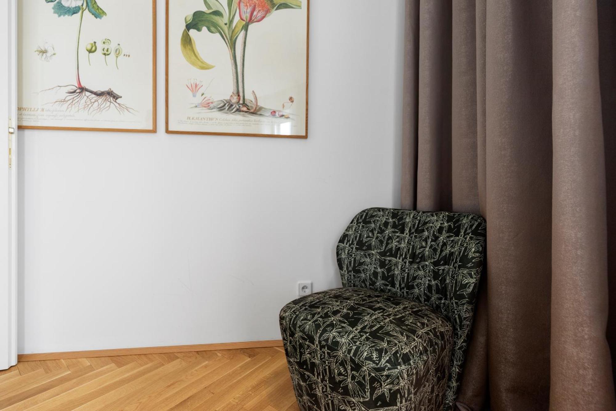 Sgrafit Apartments - Self Check-In Retz Luaran gambar