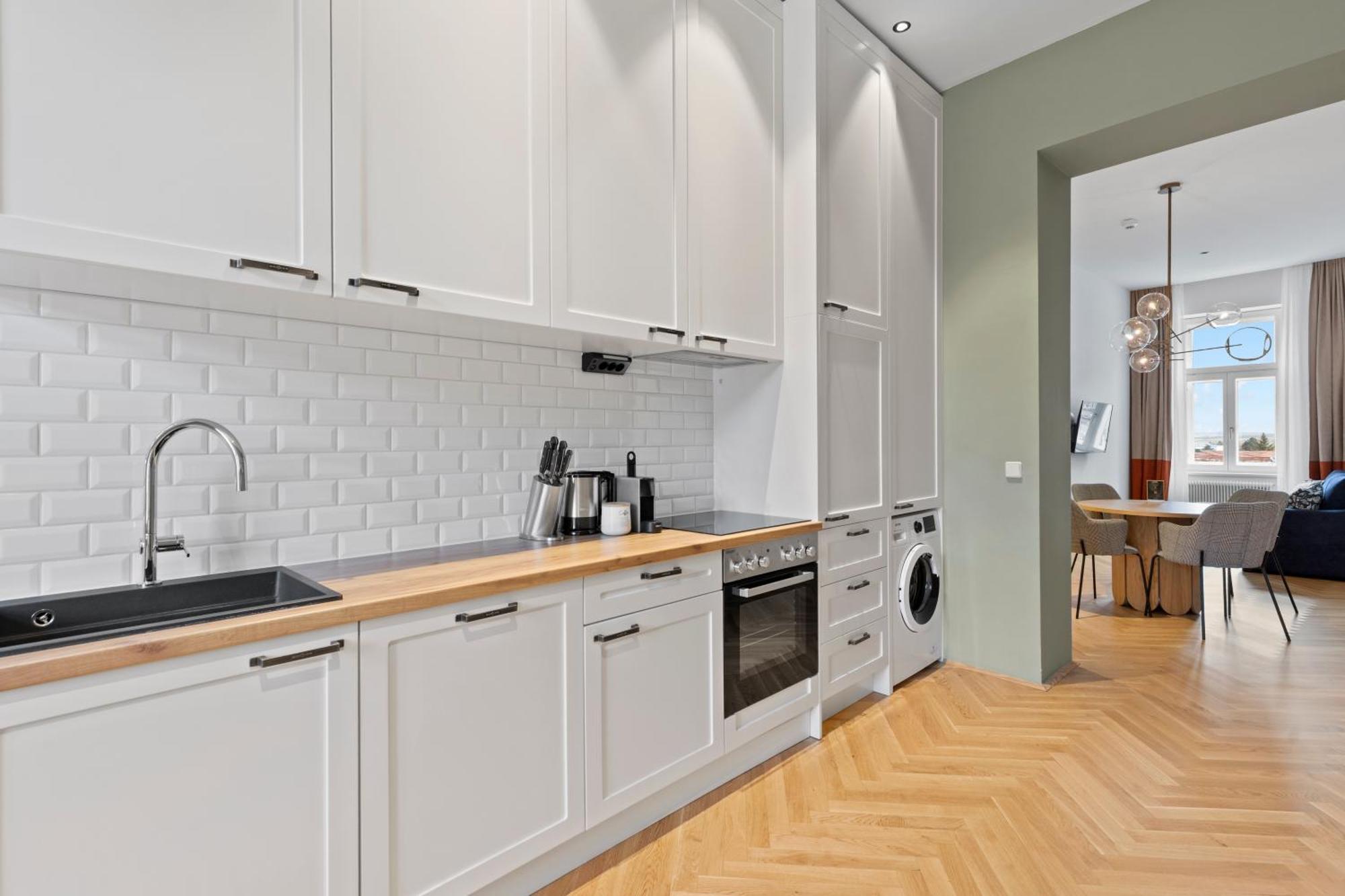Sgrafit Apartments - Self Check-In Retz Luaran gambar