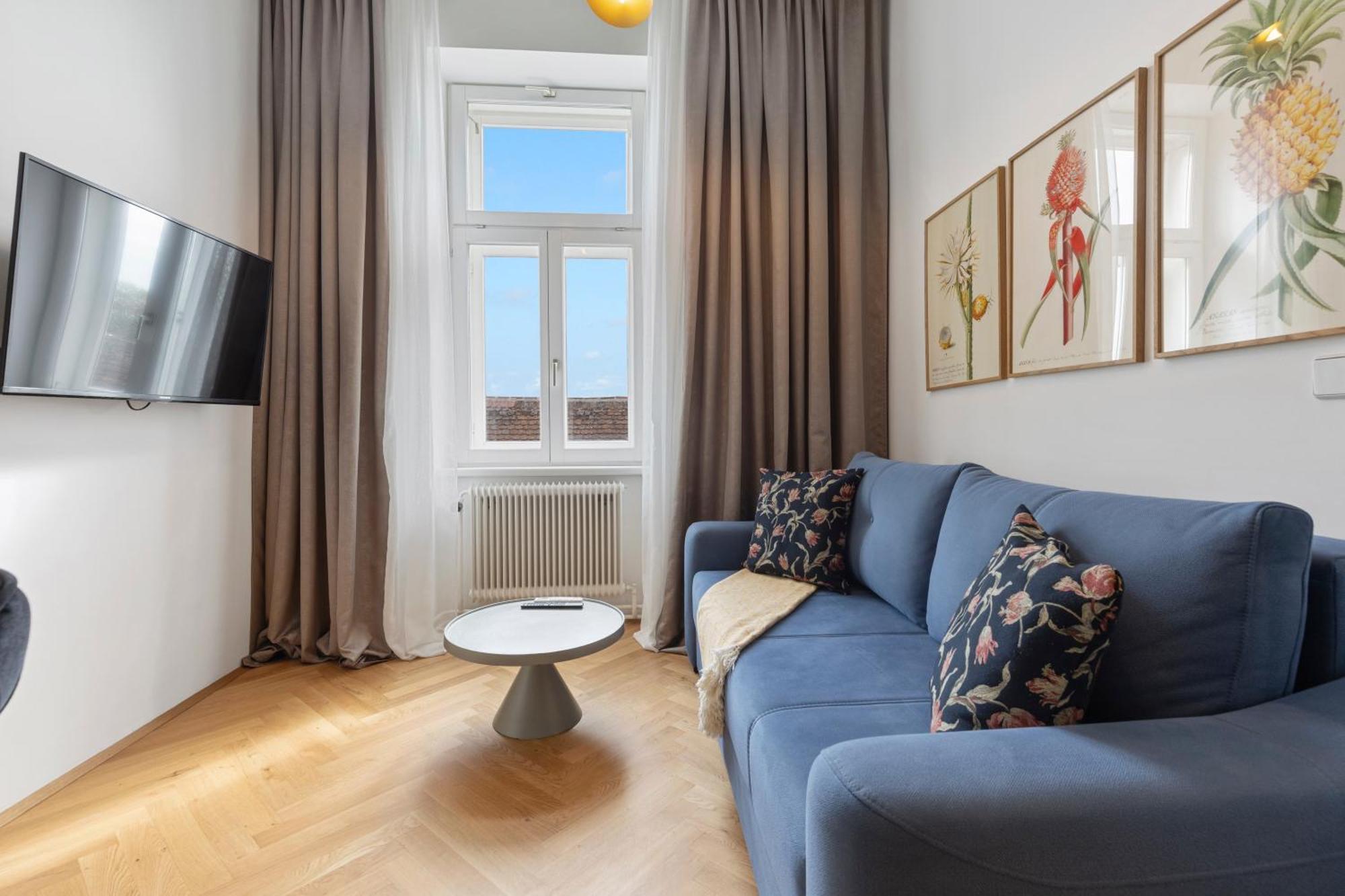Sgrafit Apartments - Self Check-In Retz Luaran gambar